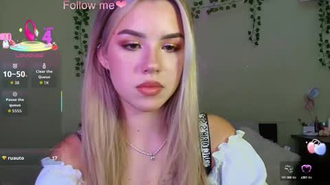 Snapshot of alicetenshi chatting on 09/18/25, 05:04 Sweet  Alice online show from 09/18/25, 05:04