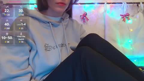 AliceWoolfy online show from 01/05/25, 09:14