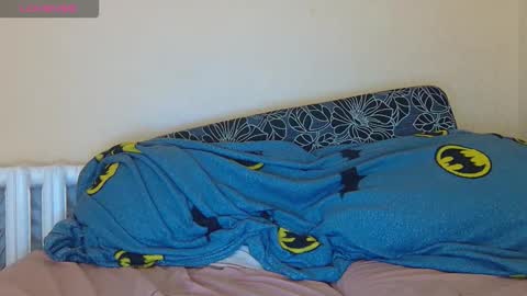 AliceWoolfy online show from 09/18/25, 08:44