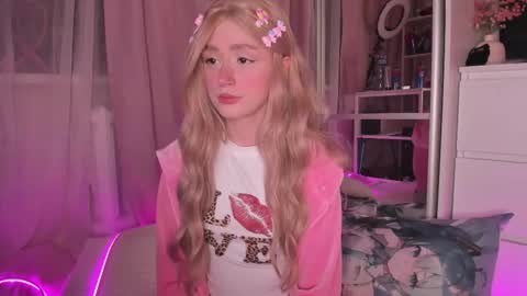 from wonderland online show from 11/26/25, 03:57