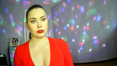 AlicexFresh online show from 10/19/25, 09:54