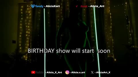 Alicia online show from 04/25/26, 02:14