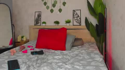 Snapshot of alicia_hars chatting on 06/22/26, 03:25 Alicia 2 GMT 3am-9am TueThuFriSun 9am-15pm Sat online show from 06/22/26, 03:25