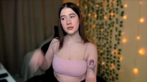 Alicia online show from 10/23/25, 10:58