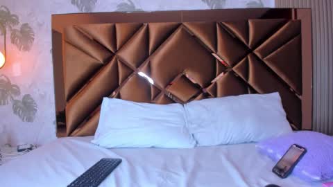 Alice  online show from 10/28/25, 04:27