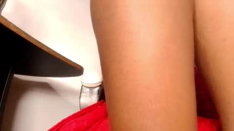 Snapshot of alicia_kyse chatting on 03/12/25, 03:02 Alicia Kyse online show from 03/12/25, 03:02