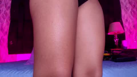 Snapshot of alicia_kyse chatting on 09/30/25, 03:11 Alicia Kyse online show from 09/30/25, 03:11