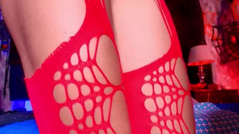 Snapshot of alicia_kyse chatting on 10/21/25, 03:07 Alicia Kyse online show from 10/21/25, 03:07