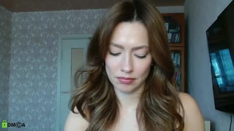 Alicia online show from 11/20/25, 09:53