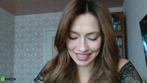 Alicia online show from 11/22/25, 09:19