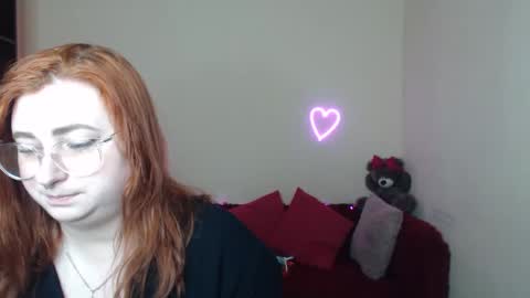 Alicia online show from 02/17/26, 06:21