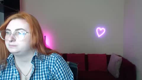 Alicia online show from 11/17/25, 06:24