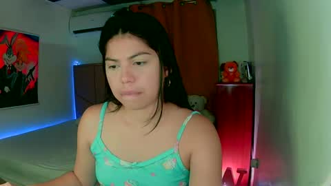 Snapshot of aliciabiden chatting on 12/10/24, 03:20 aliciabiden online show from 12/10/24, 03:20