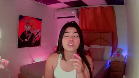 Snapshot of aliciabiden chatting on 02/13/25, 07:03 aliciabiden online show from 02/13/25, 07:03