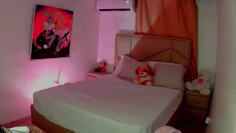 Snapshot of aliciabiden chatting on 02/28/25, 08:42 aliciabiden online show from 02/28/25, 08:42