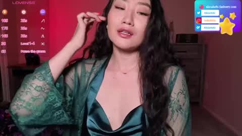 Alicia Hebi online show from 04/25/26, 04:37