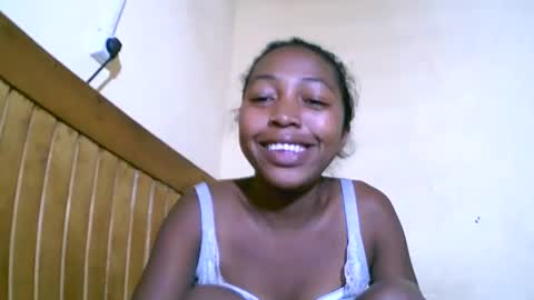 Snapshot of alicianah chatting on 09/25/25, 05:16 alicianah online show from 09/25/25, 05:16