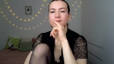 Snapshot of alicianoveli chatting on 07/04/26, 04:18 alicianoveli online show from 07/04/26, 04:18