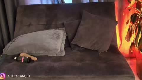 aliciawonderxx online show from 02/06/26, 10:13