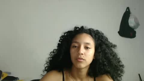Snapshot of alicie_sexy_hot_20 chatting on 02/22/25, 05:55 ana online show from 02/22/25, 05:55