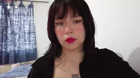 Snapshot of aliciia_23 chatting on 11/16/25, 08:58 aliciia_23 online show from 11/16/25, 08:58