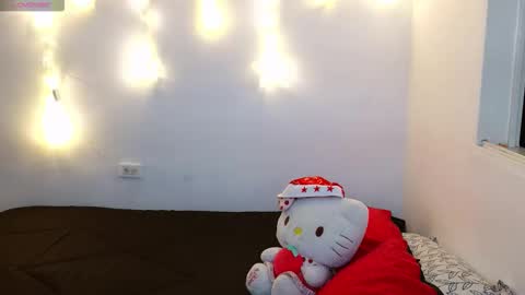 Snapshot of aliciia_23 chatting on 12/02/25, 02:17 aliciia_23 online show from 12/02/25, 02:17