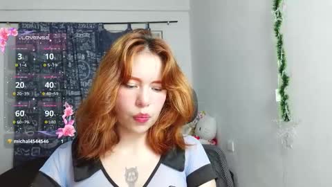 Snapshot of aliciia_23 chatting on 02/06/26, 11:52 aliciia_23 online show from 02/06/26, 11:52