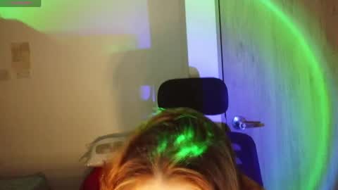 aliciia_23 online show from 04/03/26, 12:52