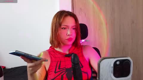 aliciia_23 online show from 04/13/26, 09:53