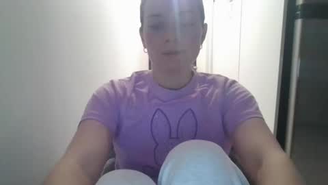Snapshot of alicjababexo chatting on 05/15/26, 03:57 alicjateenpolish online show from 05/15/26, 03:57