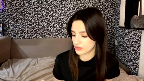 Niki online show from 04/01/26, 01:01