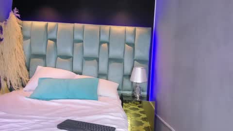 Snapshot of alidiaz__ chatting on 02/06/25, 02:22 Ali Diaz online show from 02/06/25, 02:22