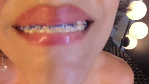 Snapshot of alidiaz__ chatting on 02/16/25, 09:16 Ali Diaz online show from 02/16/25, 09:16