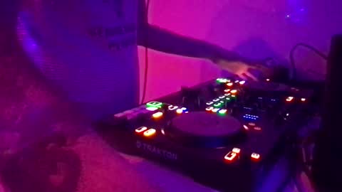 busco rockera online show from 02/15/25, 06:55