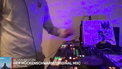 busco rockera online show from 09/24/25, 04:54