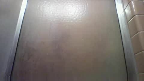 Snapshot of alienlove23 chatting on 04/25/26, 02:47 alienlove23 online show from 04/25/26, 02:47