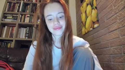 Snapshot of aliensi chatting on 02/19/26, 08:27 aliensi online show from 02/19/26, 08:27