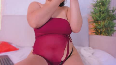 Snapshot of alihamilton_ chatting on 07/21/26, 07:27 Aliha online show from 07/21/26, 07:27