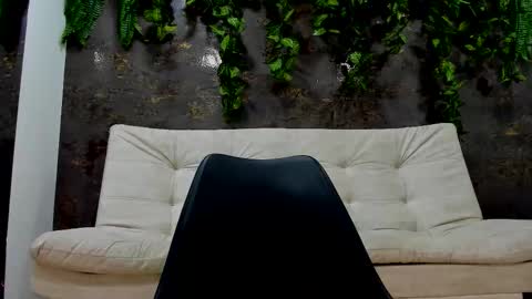 Alice online show from 12/16/25, 03:17