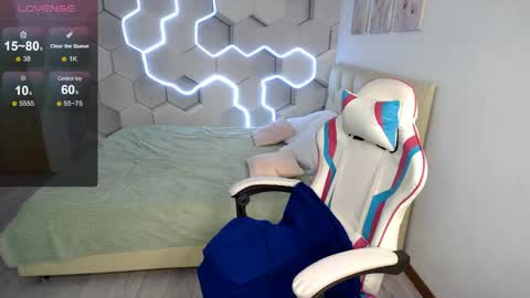 Snapshot of aliicemeow chatting on 05/30/26, 02:30 aliicemeow online show from 05/30/26, 02:30