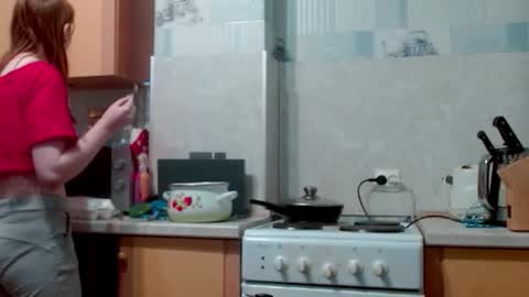 Alice online show from 10/29/25, 01:19