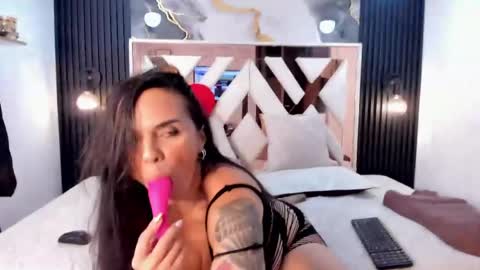 Snapshot of alijohansonn chatting on 04/21/26, 12:12 Ali Johansonn online show from 04/21/26, 12:12