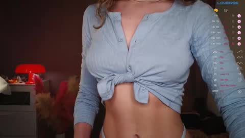 Snapshot of alika_l_v chatting on 02/26/26, 05:45 alika_l_v online show from 02/26/26, 05:45