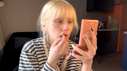 Milana online show from 03/27/26, 12:27