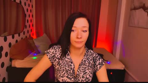Snapshot of alina_cute_ chatting on 12/16/24, 06:21 Alina online show from 12/16/24, 06:21