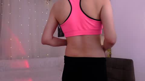 Snapshot of alina_cute_ chatting on 01/07/25, 03:23 Alina online show from 01/07/25, 03:23