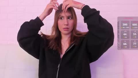 Snapshot of alina_everly chatting on 02/26/26, 07:24 alina_everly online show from 02/26/26, 07:24