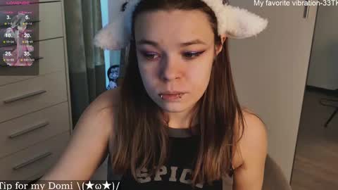 Snapshot of alinabae chatting on 02/24/25, 12:16 Alina and Ben online show from 02/24/25, 12:16