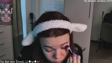 Snapshot of alinabae chatting on 02/25/25, 12:03 Alina and Ben online show from 02/25/25, 12:03