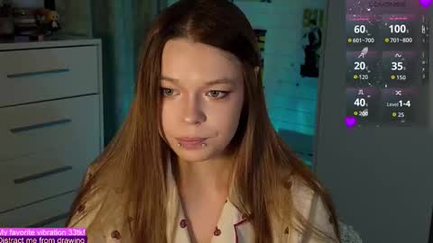 Snapshot of alinabae chatting on 09/29/25, 08:02 Alina and Ben online show from 09/29/25, 08:02